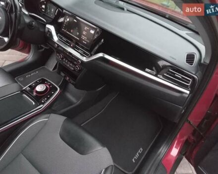 Красный Киа Niro, объемом двигателя 0 л и пробегом 87 тыс. км за 20492 $, фото 39 на Automoto.ua
