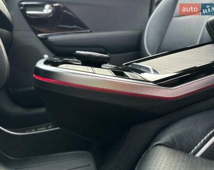 Червоний Кіа Niro, об'ємом двигуна 0 л та пробігом 61 тис. км за 23500 $, фото 72 на Automoto.ua