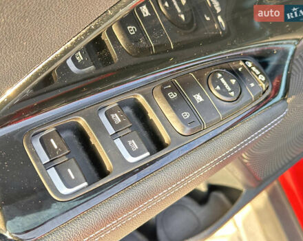 Красный Киа Niro, объемом двигателя 0 л и пробегом 161 тыс. км за 17950 $, фото 43 на Automoto.ua