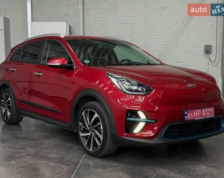 Червоний Кіа Niro, об'ємом двигуна 0 л та пробігом 110 тис. км за 19648 $, фото 1 на Automoto.ua