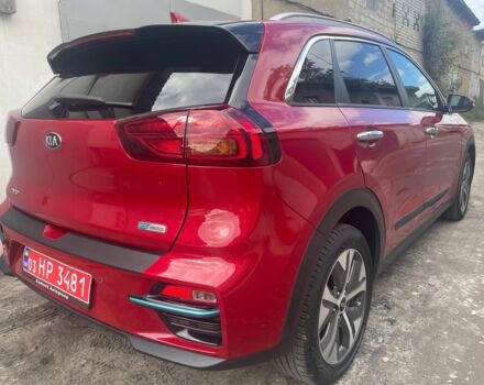 Киа Niro 2020 в Дубно на Automoto.ua Красный Киа Niro, объемом двигателя 0 л и пробегом 124 тыс. км за 19200 $, фото 3 на Automoto.ua