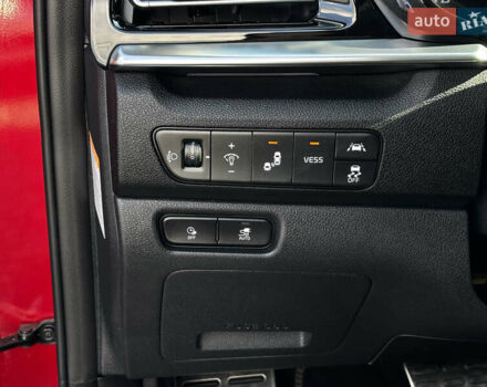 Красный Киа Niro, объемом двигателя 0 л и пробегом 44 тыс. км за 22600 $, фото 25 на Automoto.ua