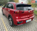 Красный Киа Niro, объемом двигателя 0 л и пробегом 70 тыс. км за 19600 $, фото 3 на Automoto.ua