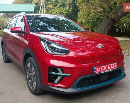 Киа Niro 2020 в Львове на Automoto.ua Красный Киа Niro, объемом двигателя 0 л и пробегом 105 тыс. км за 19999 $, фото 40 на Automoto.ua
