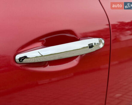 Червоний Кіа Niro, об'ємом двигуна 0 л та пробігом 128 тис. км за 19900 $, фото 18 на Automoto.ua