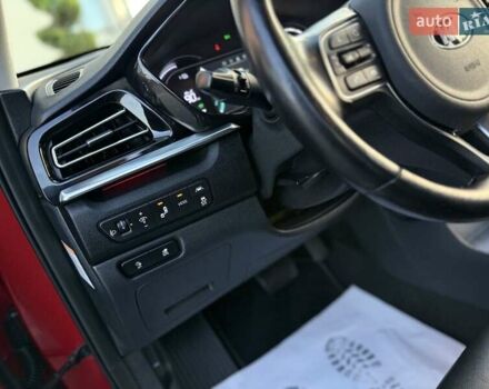 Красный Киа Niro, объемом двигателя 0 л и пробегом 67 тыс. км за 19850 $, фото 55 на Automoto.ua