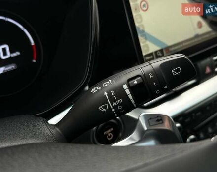 Красный Киа Niro, объемом двигателя 0 л и пробегом 47 тыс. км за 23900 $, фото 60 на Automoto.ua