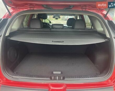 Красный Киа Niro, объемом двигателя 0 л и пробегом 124 тыс. км за 18200 $, фото 5 на Automoto.ua