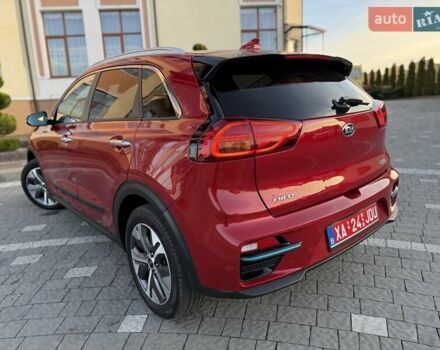 Красный Киа Niro, объемом двигателя 0 л и пробегом 67 тыс. км за 19850 $, фото 35 на Automoto.ua