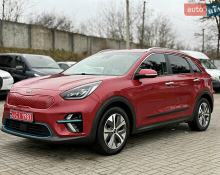 Червоний Кіа Niro, об'ємом двигуна 0 л та пробігом 128 тис. км за 19900 $, фото 5 на Automoto.ua