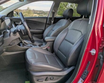 Красный Киа Niro, объемом двигателя 1.6 л и пробегом 39 тыс. км за 8700 $, фото 5 на Automoto.ua
