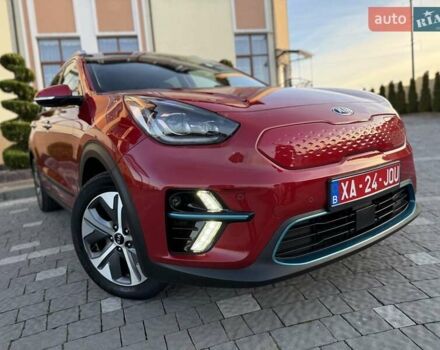 Красный Киа Niro, объемом двигателя 0 л и пробегом 67 тыс. км за 19850 $, фото 8 на Automoto.ua