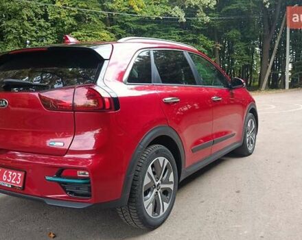 Киа Niro 2020 в Львове на Automoto.ua Красный Киа Niro, объемом двигателя 0 л и пробегом 105 тыс. км за 19999 $, фото 42 на Automoto.ua