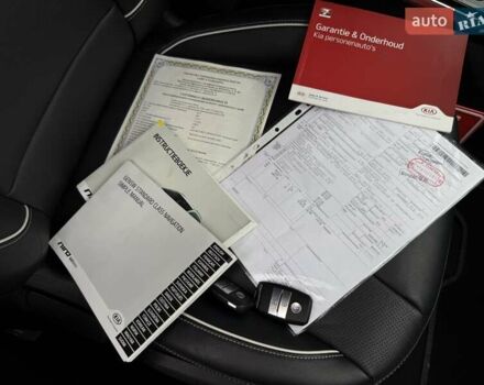 Червоний Кіа Niro, об'ємом двигуна 0 л та пробігом 118 тис. км за 18450 $, фото 78 на Automoto.ua