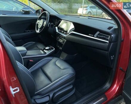 Червоний Кіа Niro, об'ємом двигуна 0 л та пробігом 128 тис. км за 19900 $, фото 52 на Automoto.ua