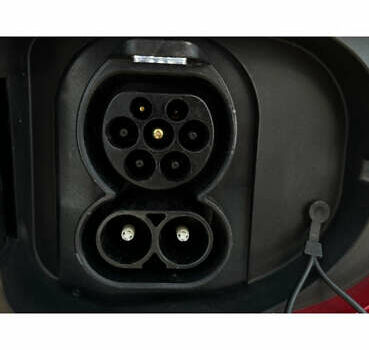 Червоний Кіа Niro, об'ємом двигуна 0 л та пробігом 48 тис. км за 23700 $, фото 13 на Automoto.ua