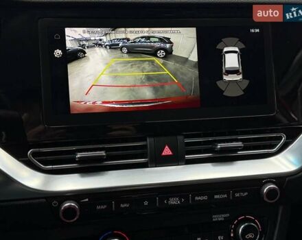 Червоний Кіа Niro, об'ємом двигуна 0 л та пробігом 110 тис. км за 19648 $, фото 21 на Automoto.ua