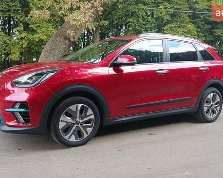 Киа Niro 2020 в Львове на Automoto.ua Красный Киа Niro, объемом двигателя 0 л и пробегом 105 тыс. км за 19999 $, фото 43 на Automoto.ua