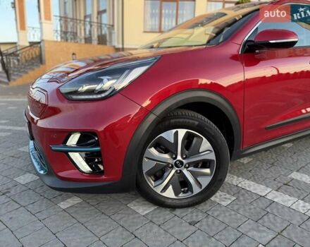Красный Киа Niro, объемом двигателя 0 л и пробегом 67 тыс. км за 19850 $, фото 25 на Automoto.ua