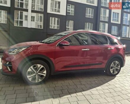 Червоний Кіа Niro, об'ємом двигуна 0 л та пробігом 110 тис. км за 19800 $, фото 6 на Automoto.ua