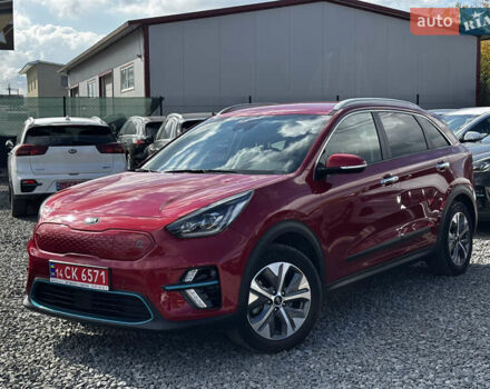 Красный Киа Niro, объемом двигателя 0 л и пробегом 44 тыс. км за 22600 $, фото 1 на Automoto.ua