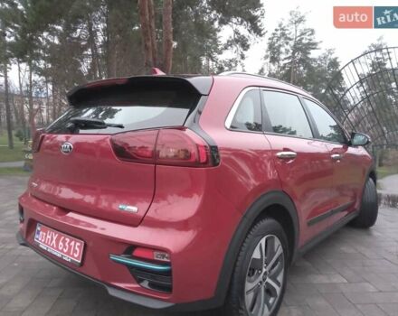 Красный Киа Niro, объемом двигателя 0 л и пробегом 87 тыс. км за 20492 $, фото 9 на Automoto.ua