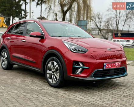 Червоний Кіа Niro, об'ємом двигуна 0 л та пробігом 128 тис. км за 19900 $, фото 1 на Automoto.ua