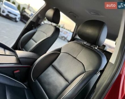 Красный Киа Niro, объемом двигателя 0 л и пробегом 67 тыс. км за 19850 $, фото 66 на Automoto.ua