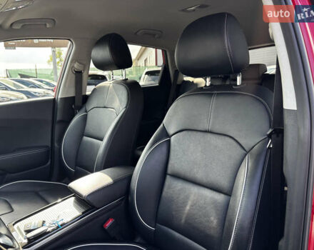 Красный Киа Niro, объемом двигателя 0 л и пробегом 44 тыс. км за 22600 $, фото 17 на Automoto.ua