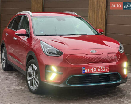 Красный Киа Niro, объемом двигателя 0 л и пробегом 144 тыс. км за 18800 $, фото 12 на Automoto.ua
