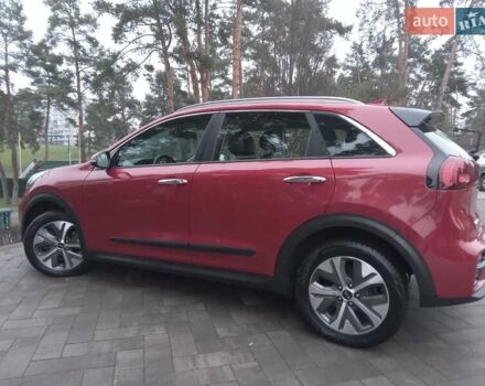Красный Киа Niro, объемом двигателя 0 л и пробегом 87 тыс. км за 20492 $, фото 13 на Automoto.ua
