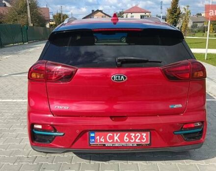 Красный Киа Niro, объемом двигателя 0 л и пробегом 105 тыс. км за 19999 $, фото 5 на Automoto.ua