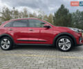Красный Киа Niro, объемом двигателя 0 л и пробегом 70 тыс. км за 19600 $, фото 7 на Automoto.ua