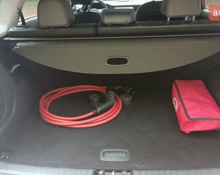 Киа Niro 2020 в Львове на Automoto.ua Красный Киа Niro, объемом двигателя 0 л и пробегом 105 тыс. км за 19999 $, фото 21 на Automoto.ua