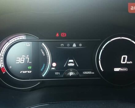 Красный Киа Niro, объемом двигателя 0 л и пробегом 105 тыс. км за 19999 $, фото 33 на Automoto.ua