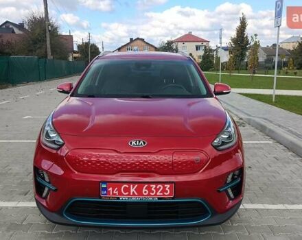 Красный Киа Niro, объемом двигателя 0 л и пробегом 105 тыс. км за 19999 $, фото 17 на Automoto.ua