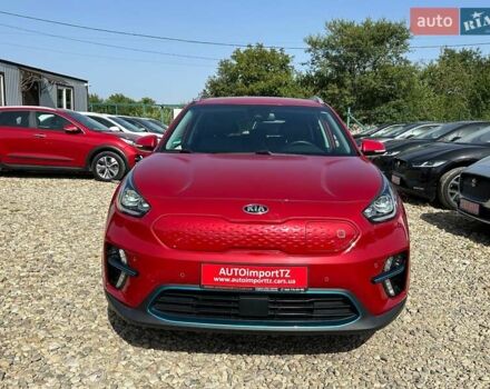 Киа Niro 2020 в Львове на Automoto.ua Красный Киа Niro, объемом двигателя 0 л и пробегом 48 тыс. км за 23700 $, фото 22 на Automoto.ua