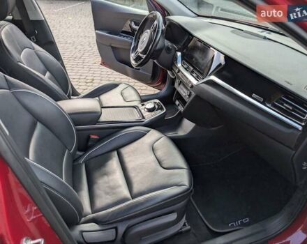 Червоний Кіа Niro, об'ємом двигуна 0 л та пробігом 146 тис. км за 19900 $, фото 11 на Automoto.ua