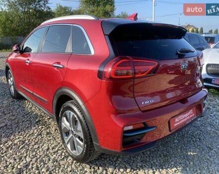 Червоний Кіа Niro, об'ємом двигуна 0 л та пробігом 128 тис. км за 19900 $, фото 12 на Automoto.ua