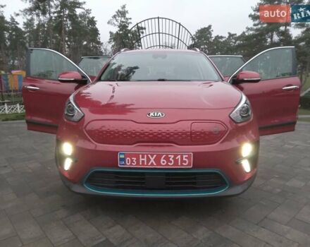 Красный Киа Niro, объемом двигателя 0 л и пробегом 87 тыс. км за 20492 $, фото 17 на Automoto.ua