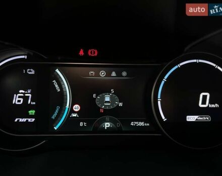 Красный Киа Niro, объемом двигателя 0 л и пробегом 47 тыс. км за 24900 $, фото 51 на Automoto.ua