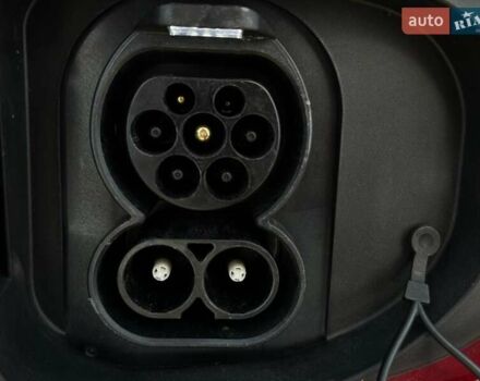 Червоний Кіа Niro, об'ємом двигуна 0 л та пробігом 48 тис. км за 23700 $, фото 27 на Automoto.ua