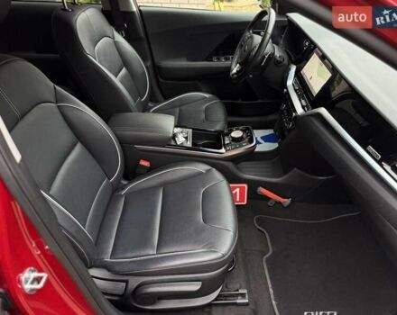 Червоний Кіа Niro, об'ємом двигуна 0 л та пробігом 118 тис. км за 18450 $, фото 75 на Automoto.ua