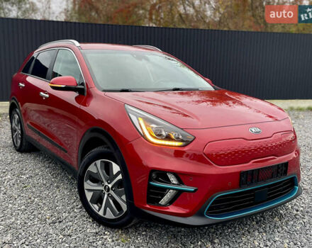 Киа Niro 2020 в Дрогобыче на Automoto.ua Красный Киа Niro, объемом двигателя 0 л и пробегом 159 тыс. км за 19399 $, фото 1 на Automoto.ua