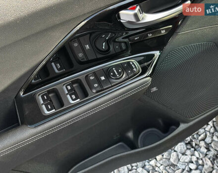 Красный Киа Niro, объемом двигателя 0 л и пробегом 44 тыс. км за 22600 $, фото 19 на Automoto.ua