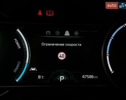 Красный Киа Niro, объемом двигателя 0 л и пробегом 47 тыс. км за 24900 $, фото 54 на Automoto.ua