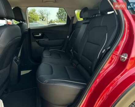 Червоний Кіа Niro, об'ємом двигуна 0 л та пробігом 48 тис. км за 23700 $, фото 68 на Automoto.ua