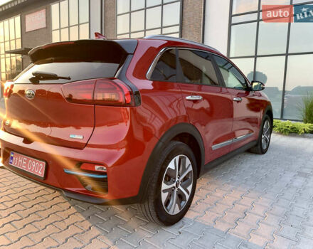 Красный Киа Niro, объемом двигателя 0 л и пробегом 91 тыс. км за 18400 $, фото 64 на Automoto.ua