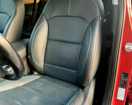 Красный Киа Niro, объемом двигателя 0 л и пробегом 91 тыс. км за 18400 $, фото 76 на Automoto.ua