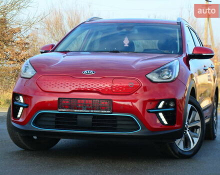 Красный Киа Niro, объемом двигателя 0 л и пробегом 91 тыс. км за 19550 $, фото 14 на Automoto.ua